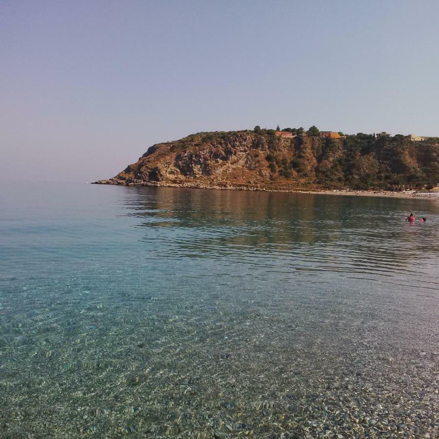 La Casetta Alla Tonnara Milazzo Luaran gambar