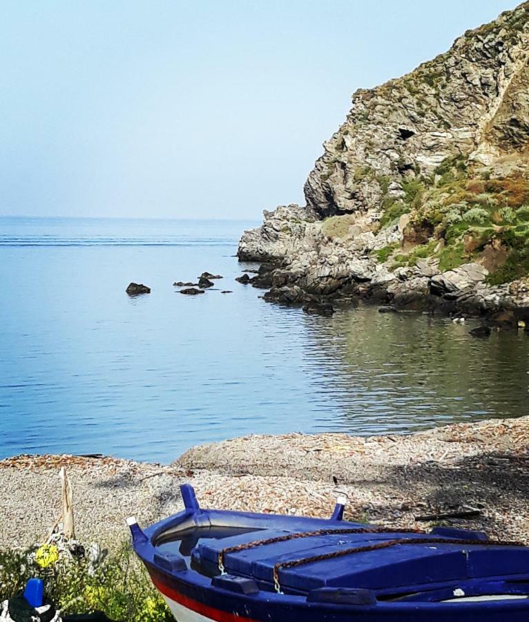 La Casetta Alla Tonnara Milazzo Luaran gambar