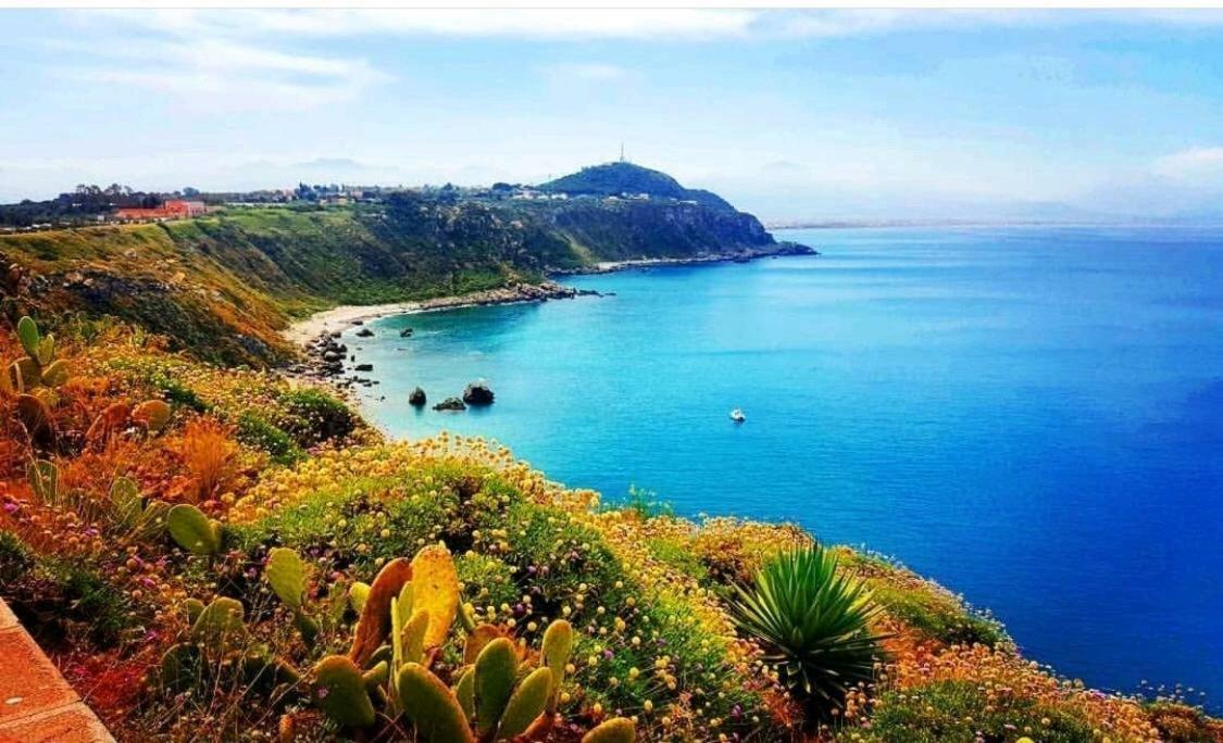 La Casetta Alla Tonnara Milazzo Luaran gambar