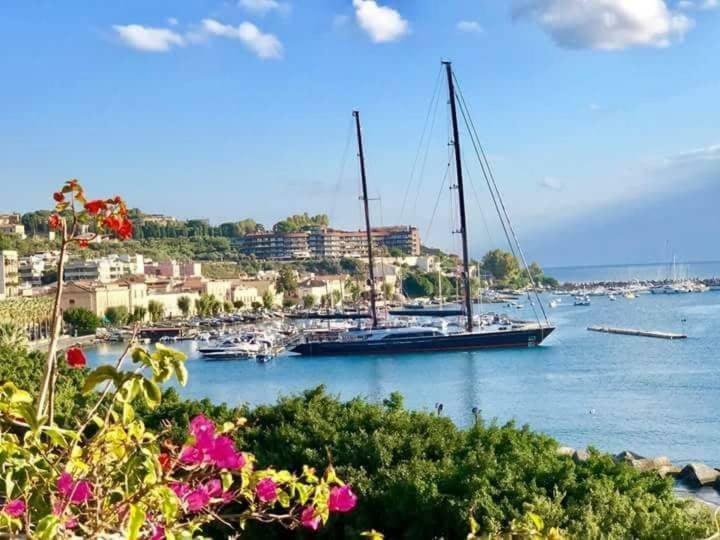 La Casetta Alla Tonnara Milazzo Luaran gambar